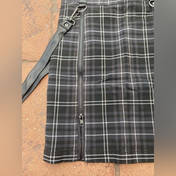 killstar ash tartan skirt - Picture 3 of 8